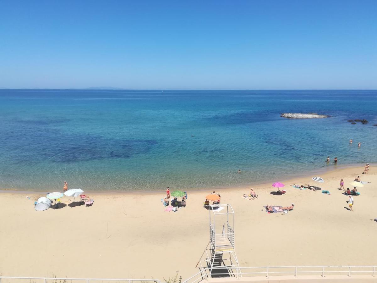 Grazioso Attico Vicino Alla Spiaggia E Al Centro Castelsardo Exterior photo